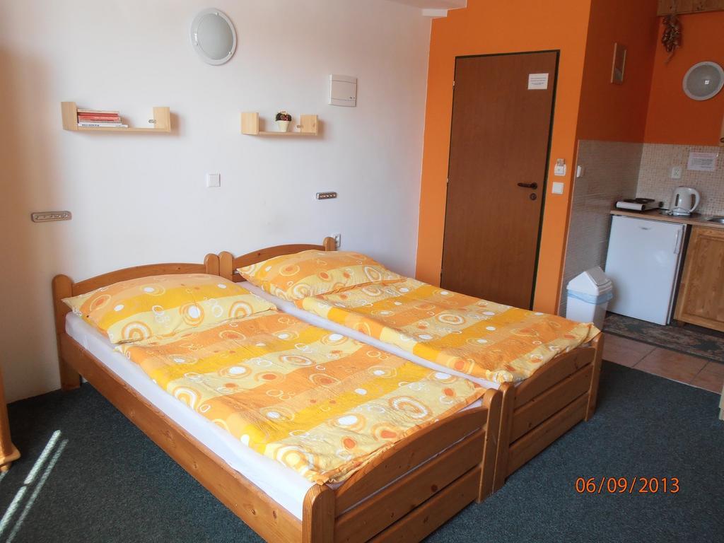 Hotel Zeleny Dom à Bojnice Extérieur photo