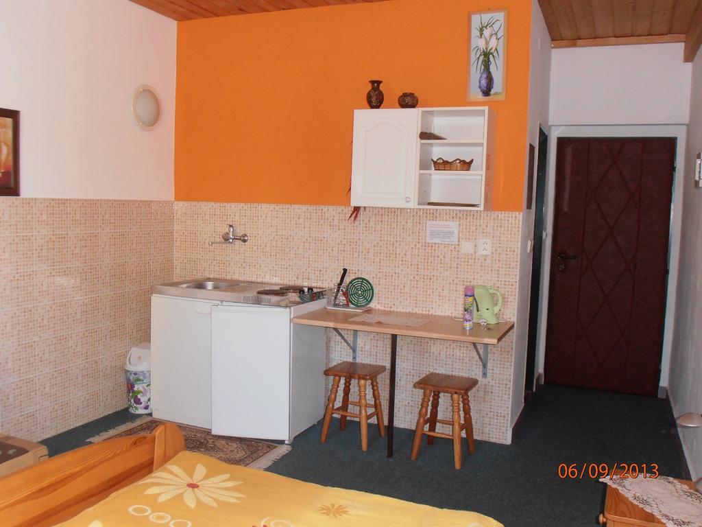 Hotel Zeleny Dom à Bojnice Extérieur photo
