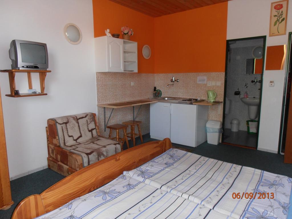 Hotel Zeleny Dom à Bojnice Extérieur photo